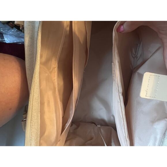 BEIS The Weekender in Beige - Picture 6 of 8